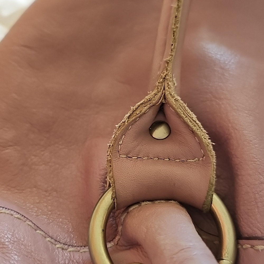 Tignanello Lilac Leather Purse - Picture 12 of 16